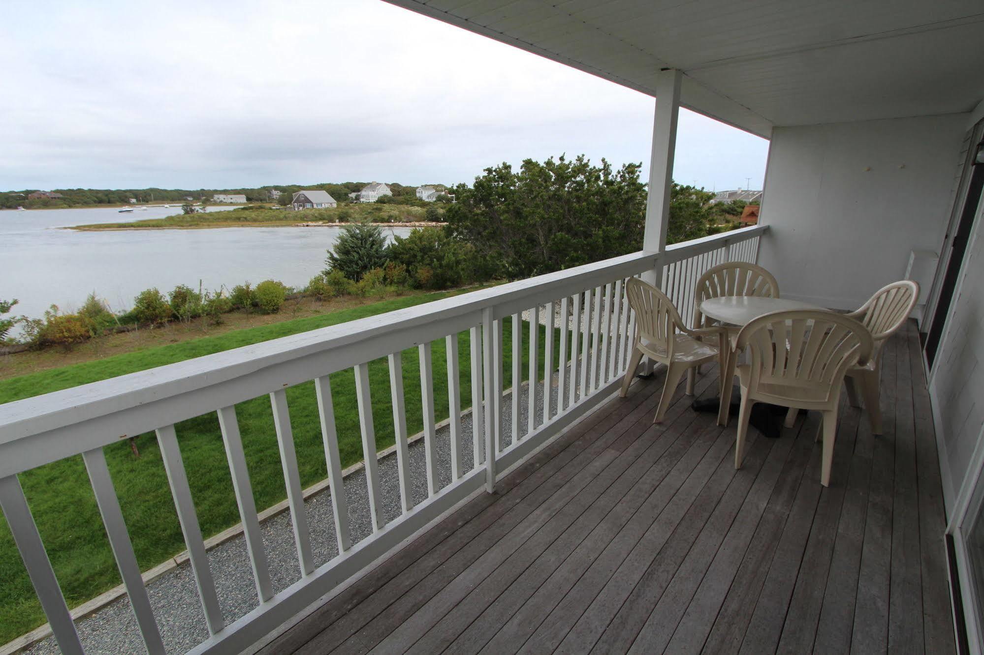 Innseason Resorts Surfside Falmouth Exterior photo